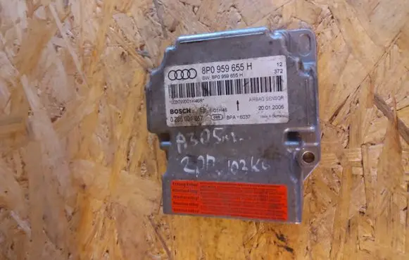 Audi A3 S3 8P Airbag control unit/module 8P0959655H 0285001857