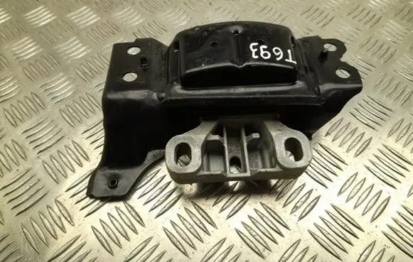 Volkswagen Polo VI Engine mount bracket 2Q0199555AE