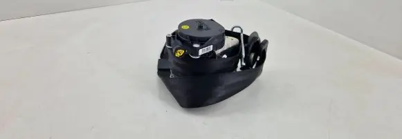 Audi A4 S4 B9 Front seatbelt 626528700 0589P10021