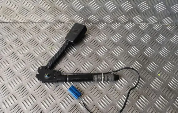 Mazda 3 I Front seatbelt buckle 603190500A