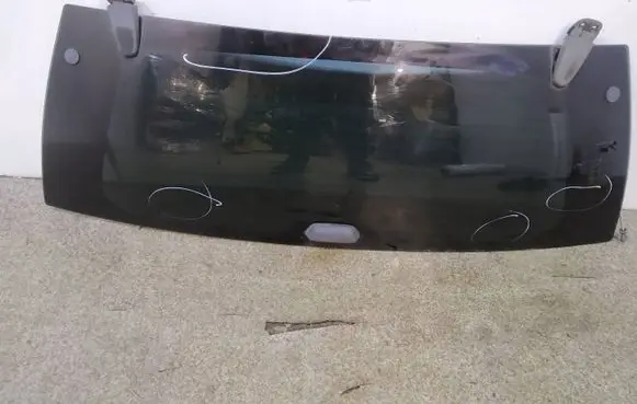 Jeep Cherokee Rear windscreen/windshield window 
