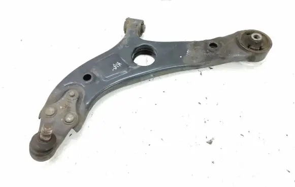 KIA Optima Front lower control arm/wishbone