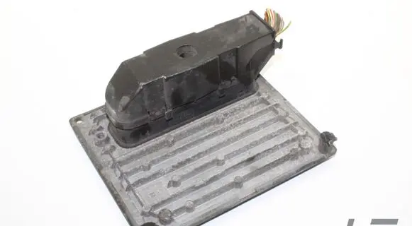 Ford Fiesta Engine control unit/module 6S6112A650FD