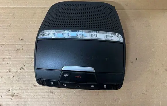 Mercedes-Benz C W205 Front seat light