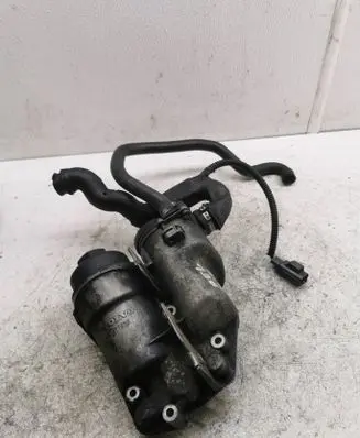 Volvo V70 Oil filter mounting bracket 30677920