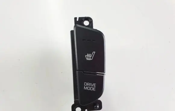 Hyundai i40 A set of switches 