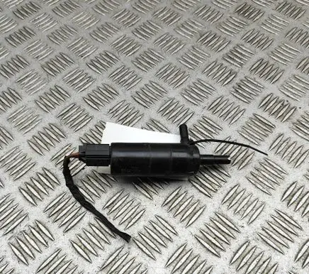 BMW 5 F10 F11 Headlight washer pump 7217792