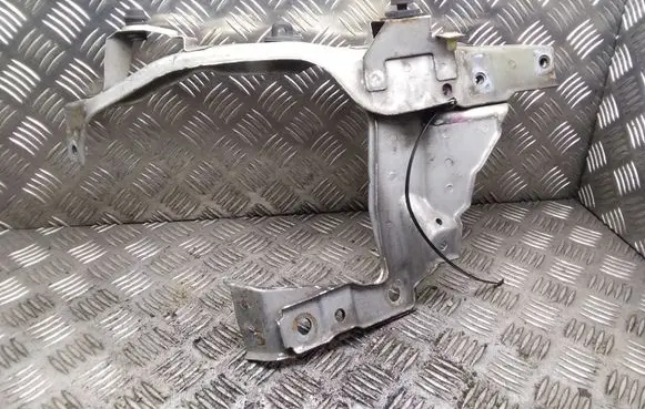 Radiator support slam panel bracket
