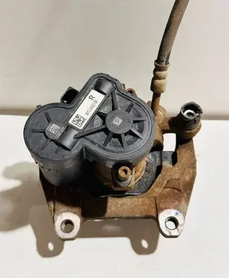 Jaguar F-Pace Rear brake caliper GX732K327BF