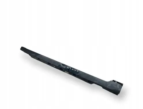 Volkswagen PASSAT B8 Sill/side skirt trim 3G0853857F
