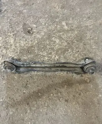 Mercedes-Benz E W210 Rear control arm