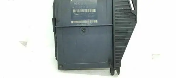 Mercedes-Benz E W210 Comfort/convenience module 2108203826