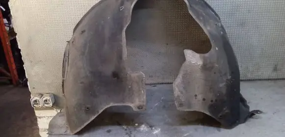 Audi Q7 4L Front wheel arch liner splash guards