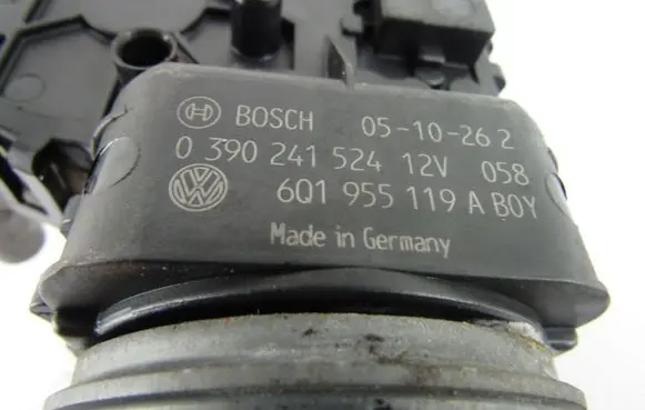 Skoda Fabia Mk1 (6Y) Wiper motor 0390241524
