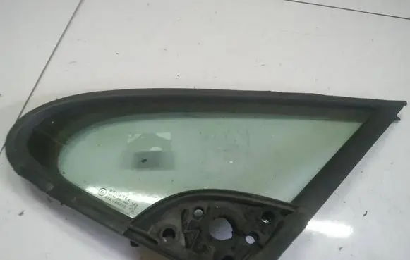 Peugeot 307 Front door vent window glass four-door AS2