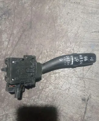 Hyundai Santa Fe Wiper control stalk 202004726