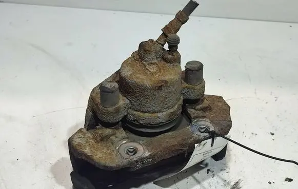 Volvo V40 Front brake caliper 31341487