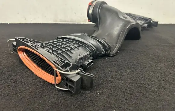 Mercedes-Benz S W221 Mass air flow meter A6420901642 8061201006