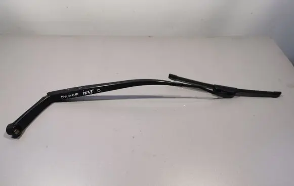 Hyundai ix35 Front wiper blade arm
