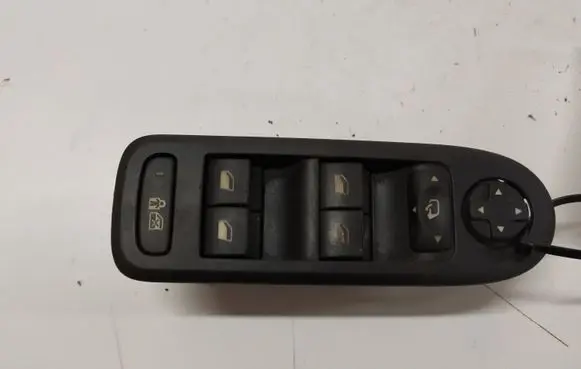 Citroen C5 Electric window control switch 96660257XT