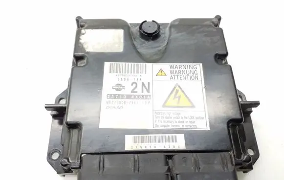 Nissan Pathfinder R51 Engine control unit/module 2758304700