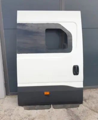 Iveco Daily 6th gen Rear door
