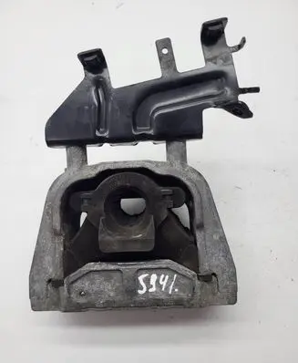 Volkswagen PASSAT B6 Engine mount bracket 1K0199262CE