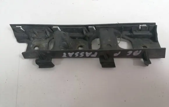 Volkswagen PASSAT B6 Front bumper mounting bracket 3C0807184