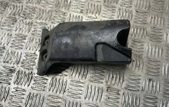 Citroen C8 Engine mounting bracket 1494901080
