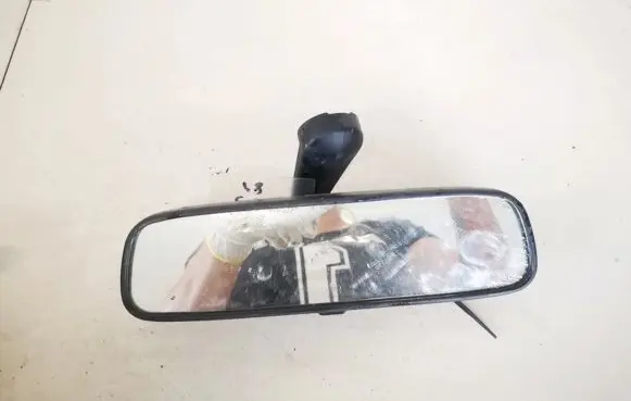Subaru Legacy Rear view mirror (interior) e13010836