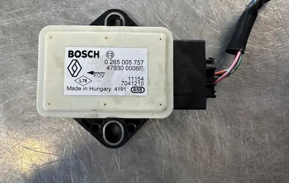 Nissan Qashqai ESP acceleration yaw rate sensor 479300006R