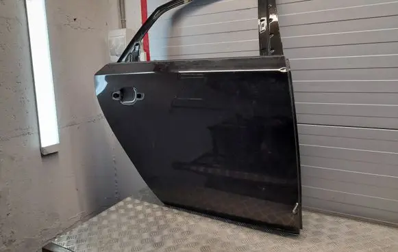 Audi A8 S8 D4 4H Rear door