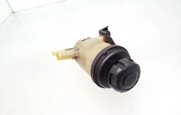 KIA Carens II Power steering fluid tank/reservoir