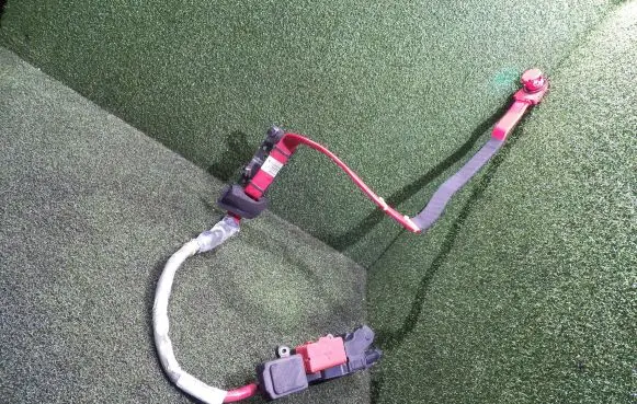 Land Rover Defender Positive cable (battery) P8B214A073AA L8B214305BB P8B214N184AA