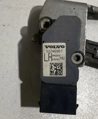 Rear air suspension level height sensor