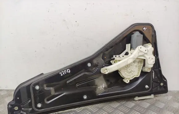 Land Rover Range Rover Sport L320 Rear door window regulator with motor CVH500030