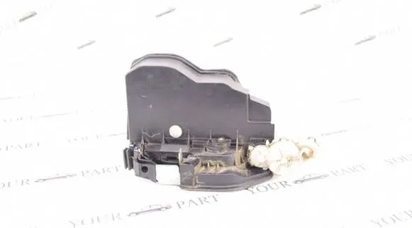 BMW X3 F25 Front door lock 7318419