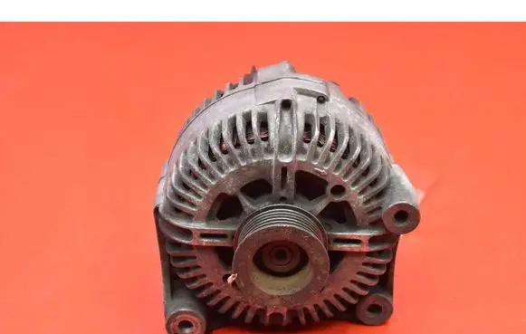 BMW 5 E60 E61 Generator/alternator 7789981A103