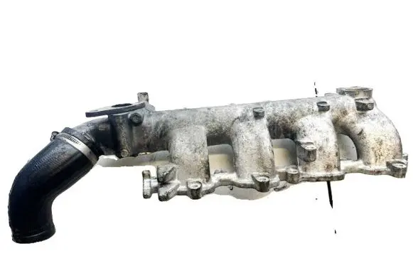 Nissan Primera Intake manifold 
