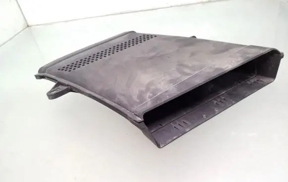 Audi Q5 SQ5 Air intake duct part 8R0129618F 8R0129618G 8R0129618D