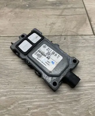 Mercedes-Benz CLS C219 Air quality sensor 2118300472 060901 9300520
