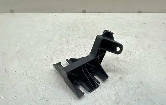 Audi TT TTS Mk2 Other engine bay part 06J971845