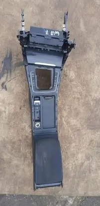 Volkswagen Golf VII Center console 5G1863243R