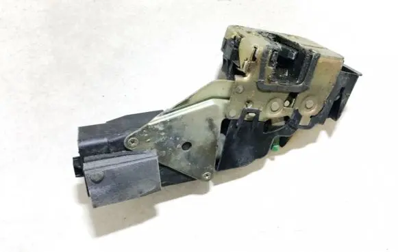 Mitsubishi Space Star Front door lock