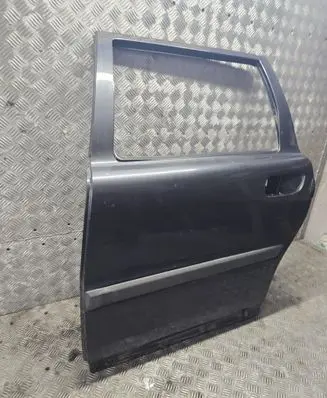 Volvo V70 Rear door 