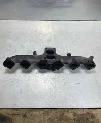 BMW 5 E60 E61 Exhaust manifold 7794491