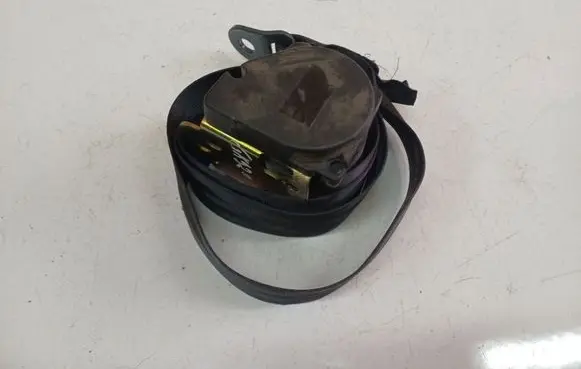 Peugeot 807 Rear seatbelt