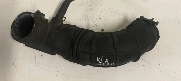 KIA Ceed Air intake hose/pipe 28138-2H000
