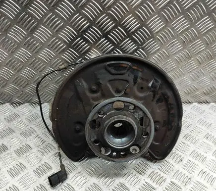 Mercedes-Benz E W238 Rear wheel hub A2133503105