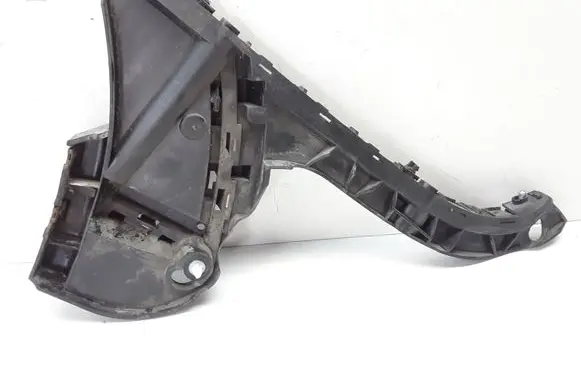 Volvo XC70 Rear bumper mounting bracket 30678704